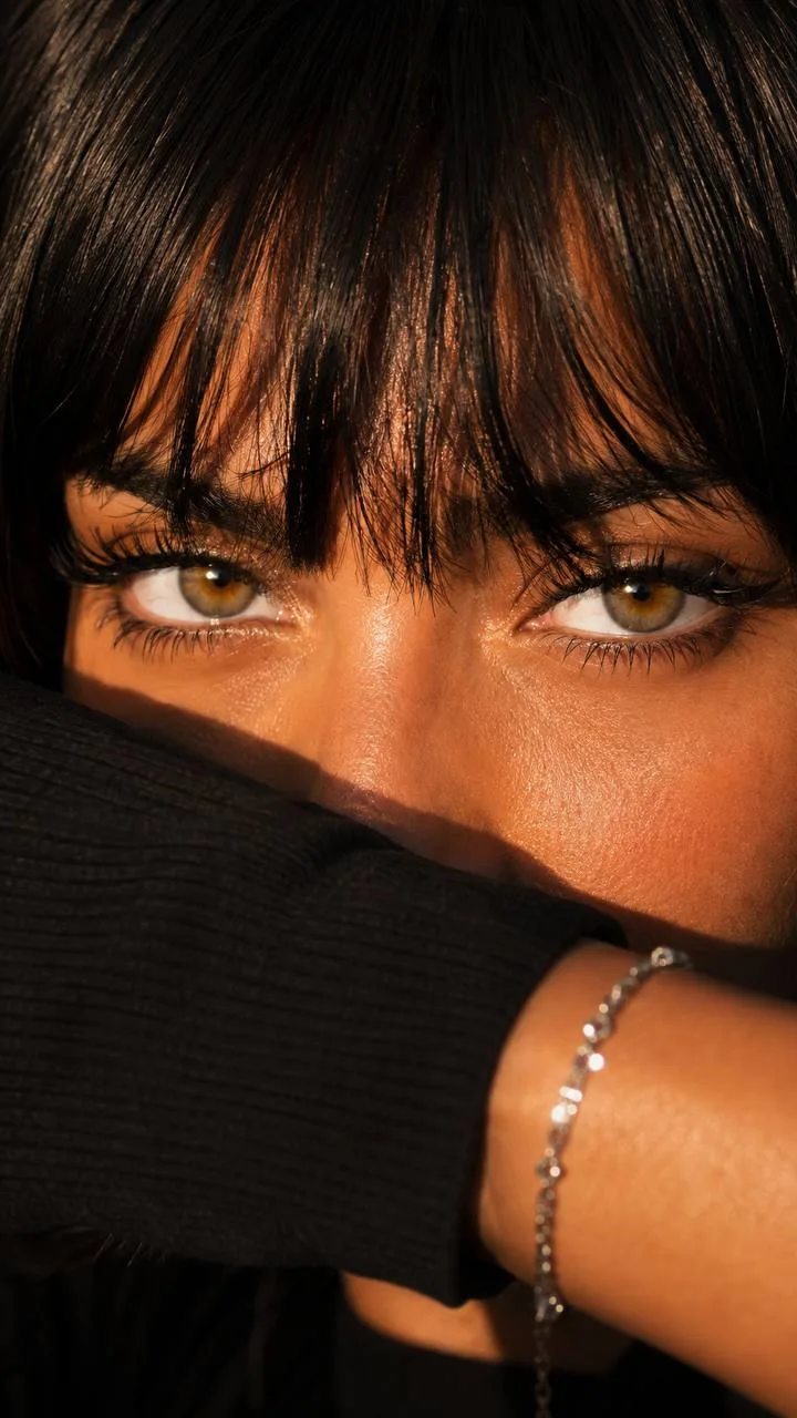 Close-up of the eye — Girly AI image prompt