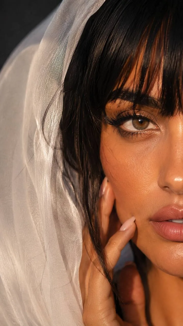 Close-up profile — Girly AI image prompt