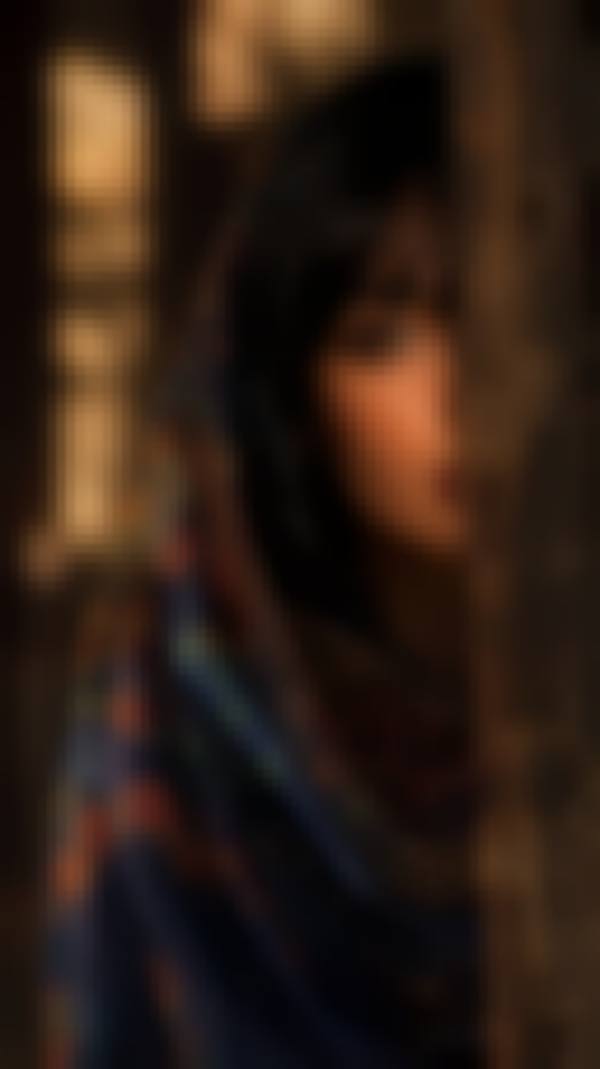 یک پرتره هنری سینمایی — Girly AI image prompt