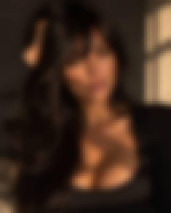 کنار پنجره — Girly AI image prompt