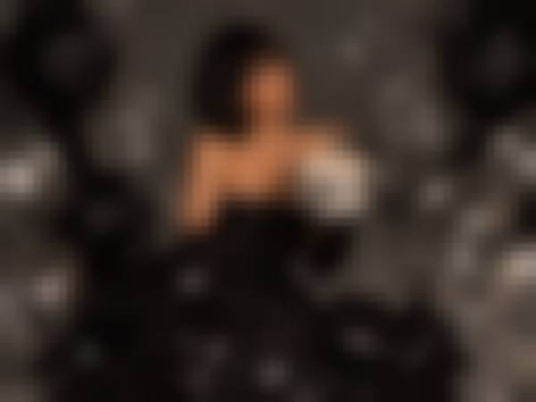 تولد و بادکنک — Girly AI image prompt